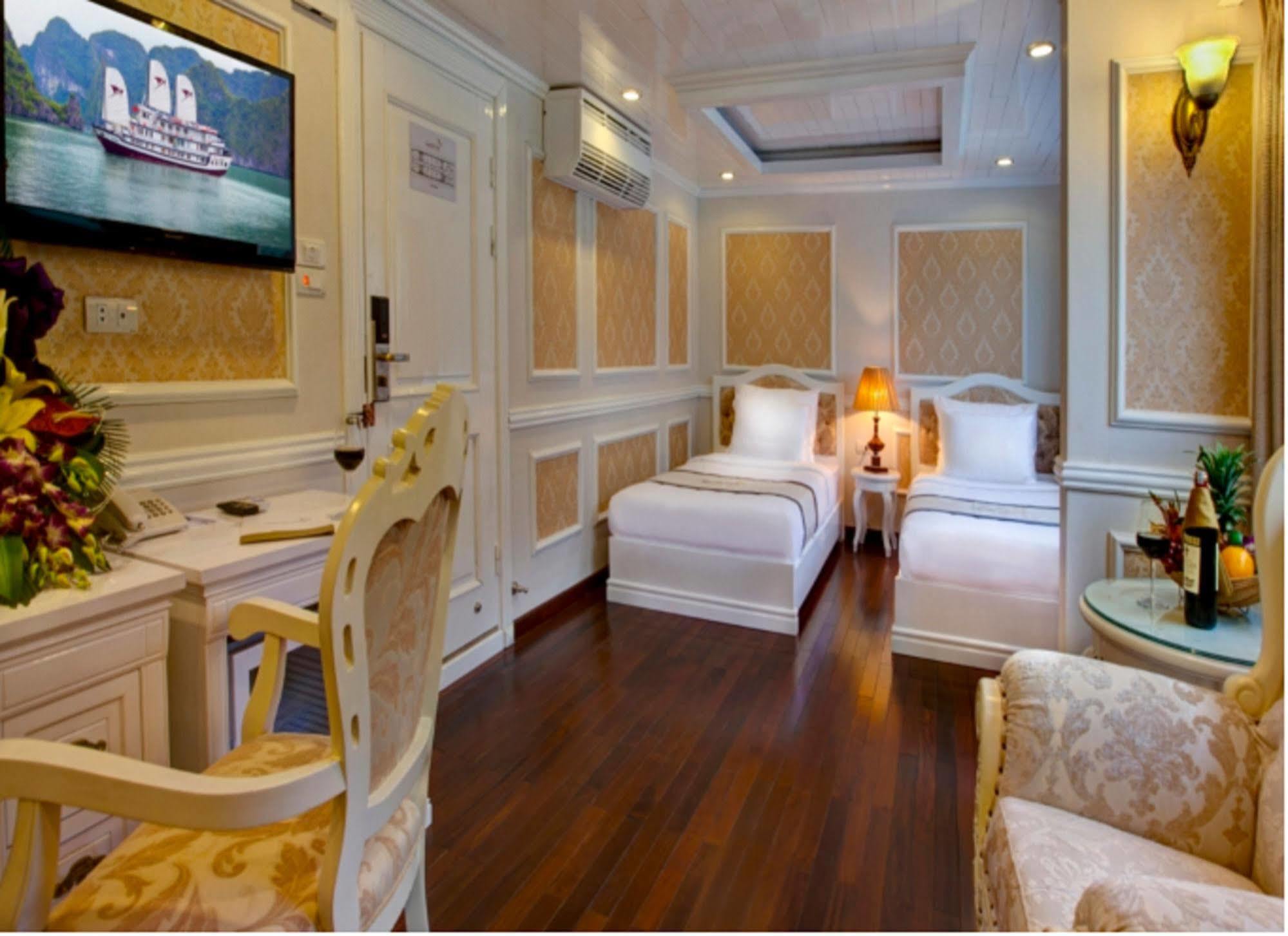 Signature Halong Cruise Ha Long Exterior foto