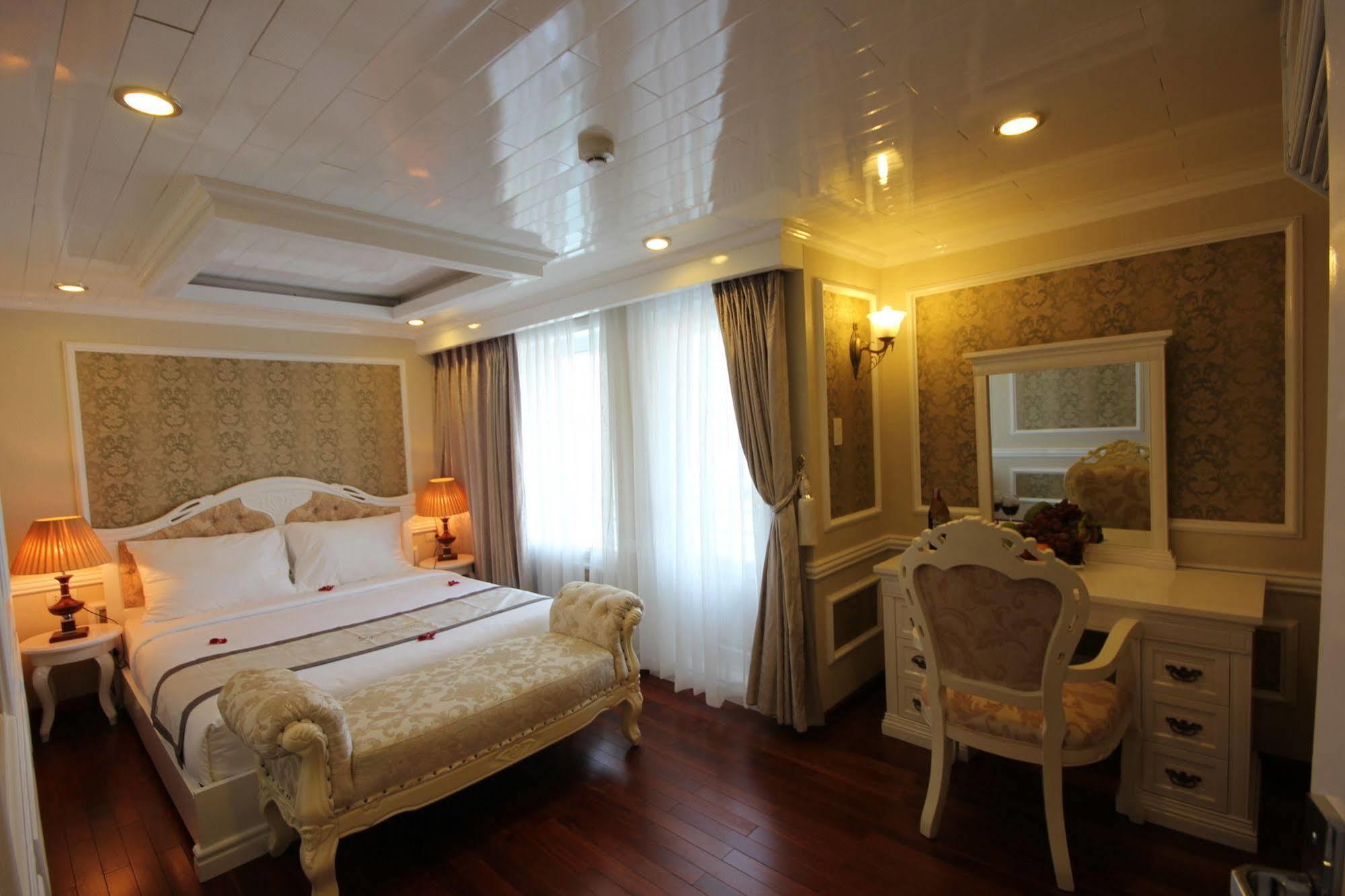 Signature Halong Cruise Ha Long Exterior foto