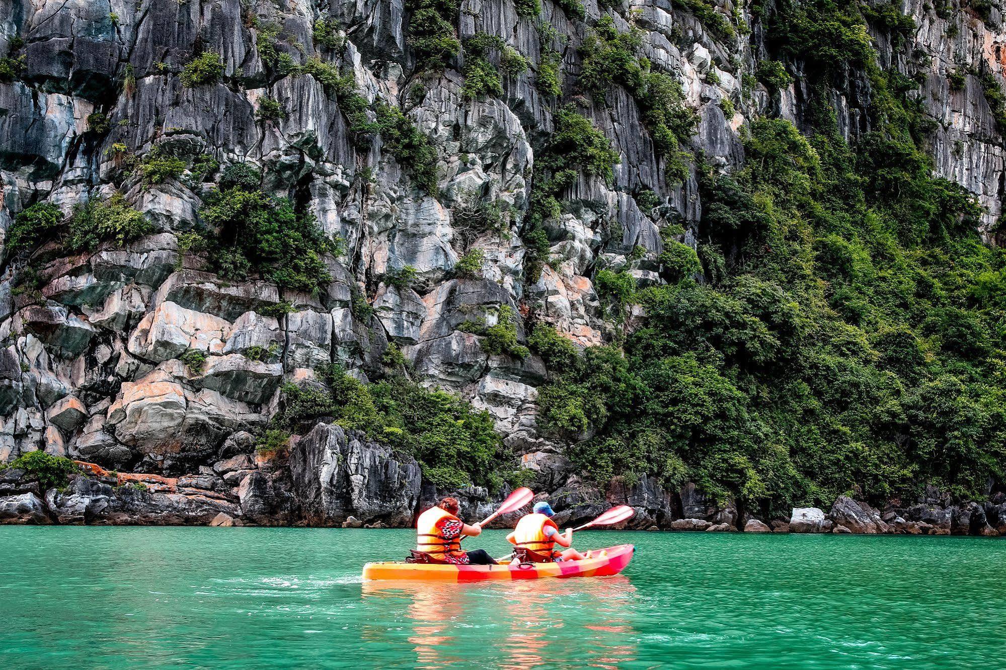 Signature Halong Cruise Ha Long Exterior foto